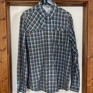 Howler bros tech shirt